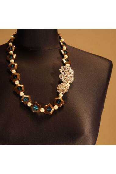 Collar Swati blue stars beads