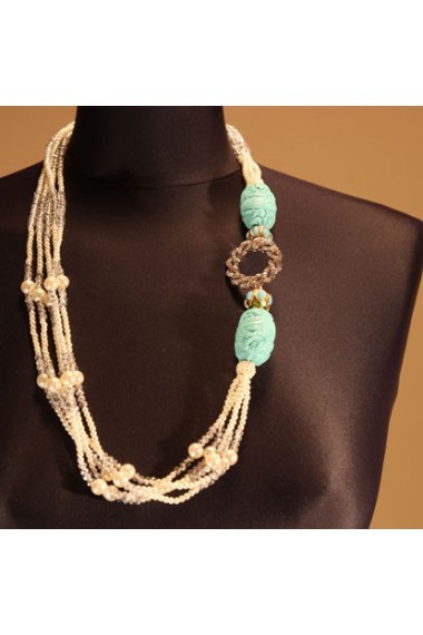 Collar Swati carve blue beads
